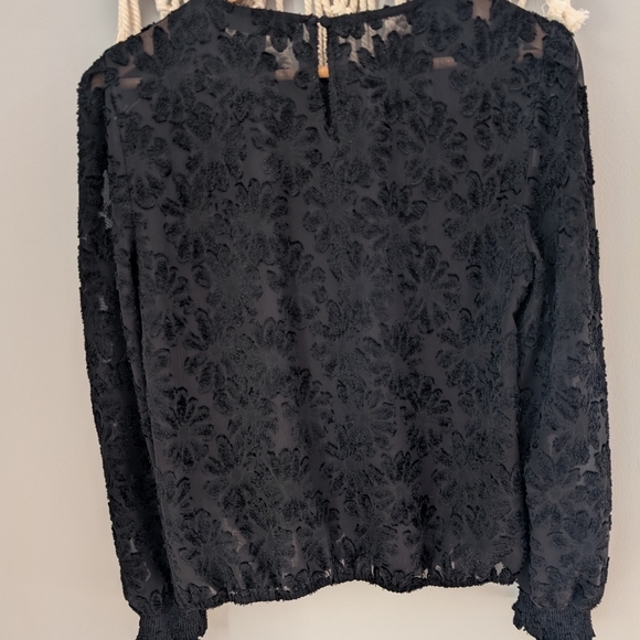 INC International Concepts Black Textured Blouse Floral Sheer Medium - Picture 6 of 7